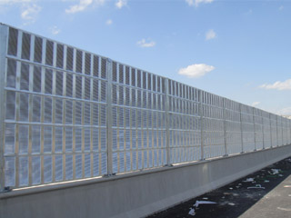 公路聲屏障